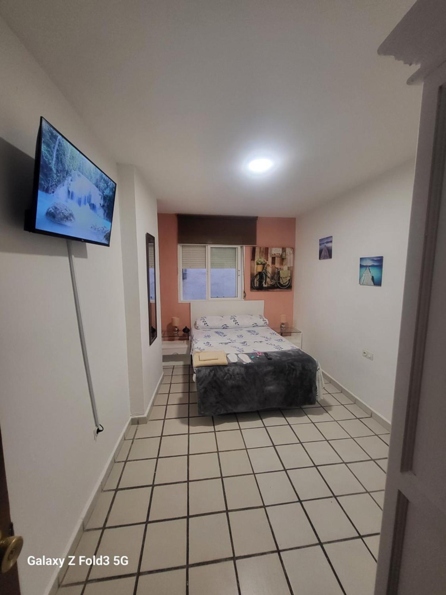 Habitacion Muy Centrica. กรานาดา ภายนอก รูปภาพ