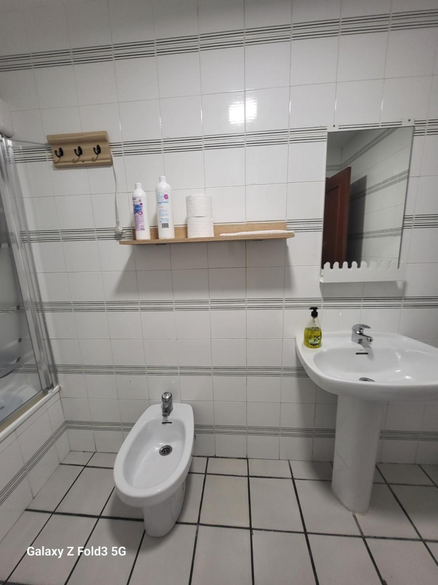 Habitacion Muy Centrica. กรานาดา ภายนอก รูปภาพ