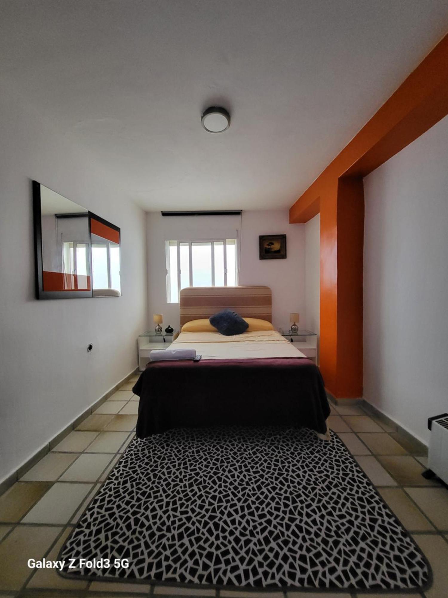 Habitacion Muy Centrica. กรานาดา ภายนอก รูปภาพ