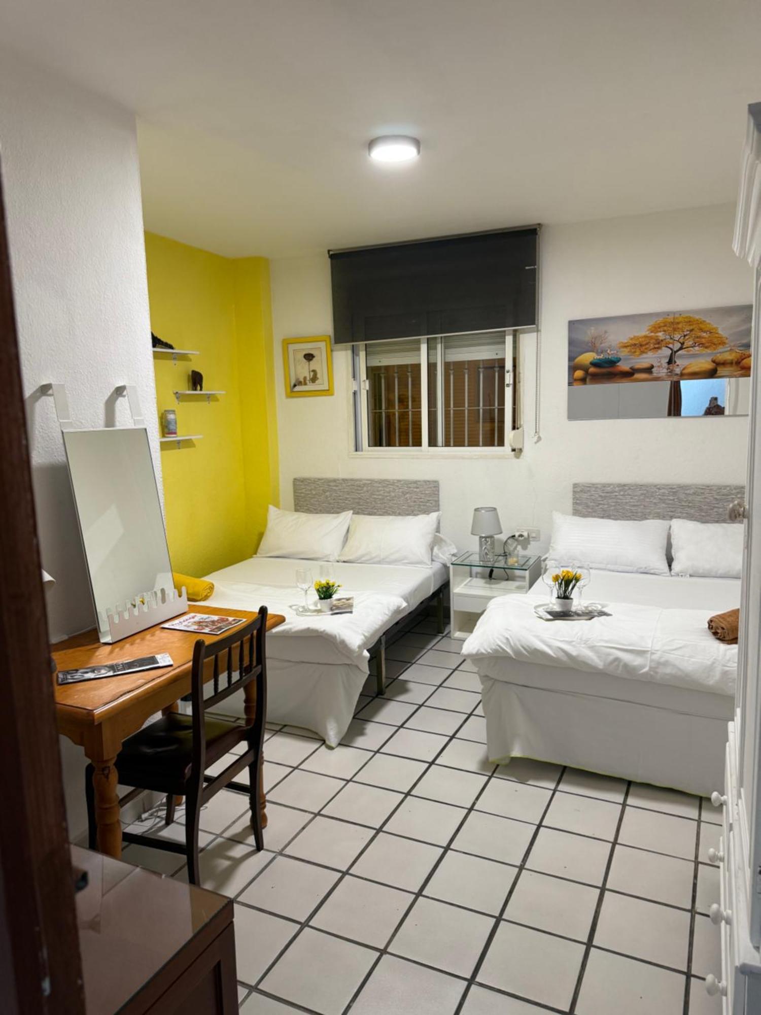 Habitacion Muy Centrica. กรานาดา ภายนอก รูปภาพ
