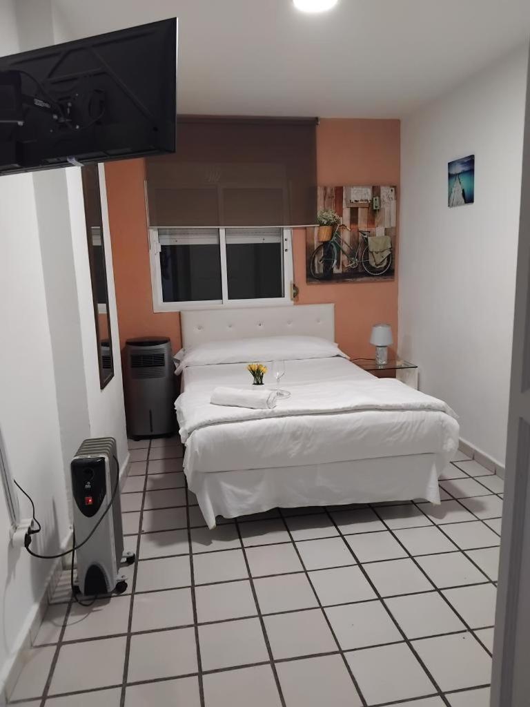 Habitacion Muy Centrica. กรานาดา ภายนอก รูปภาพ