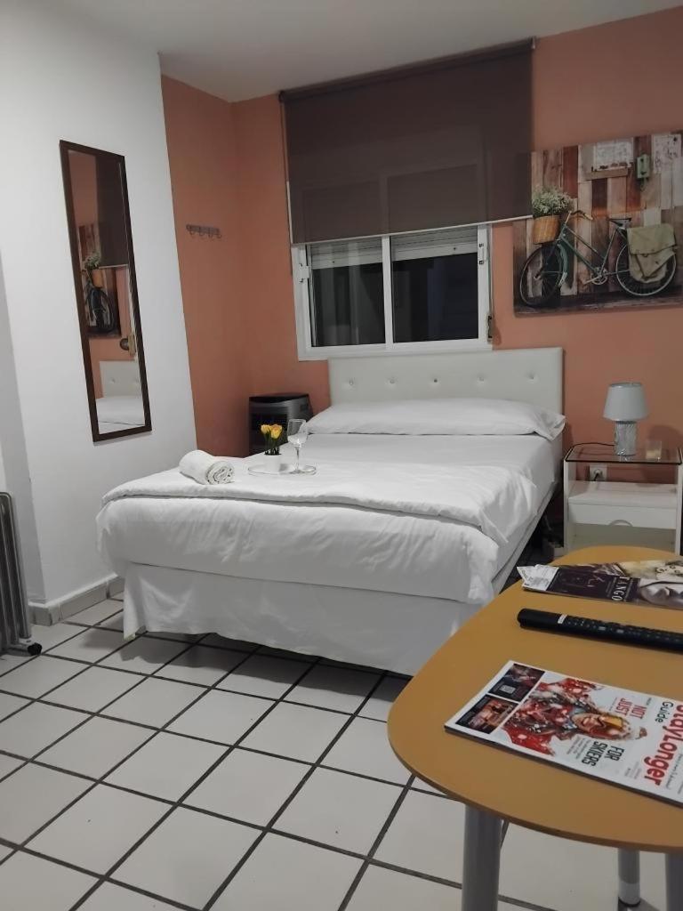 Habitacion Muy Centrica. กรานาดา ภายนอก รูปภาพ